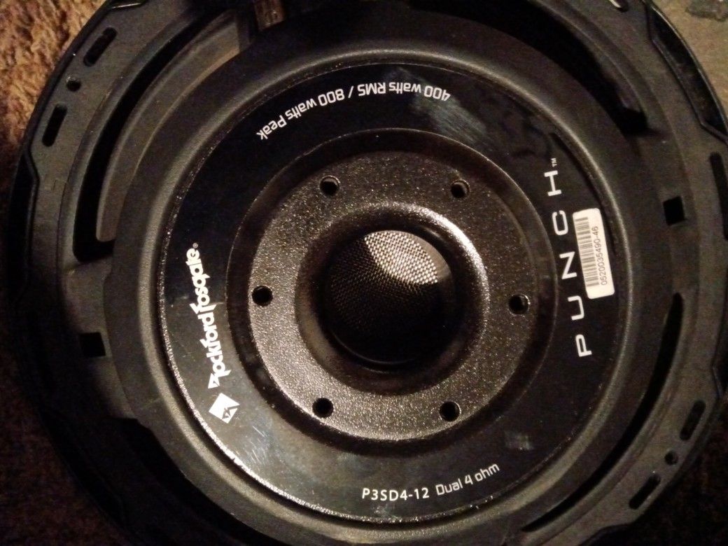 2 SPEAKERS FOR CHEAP AND GREAT CONDITION