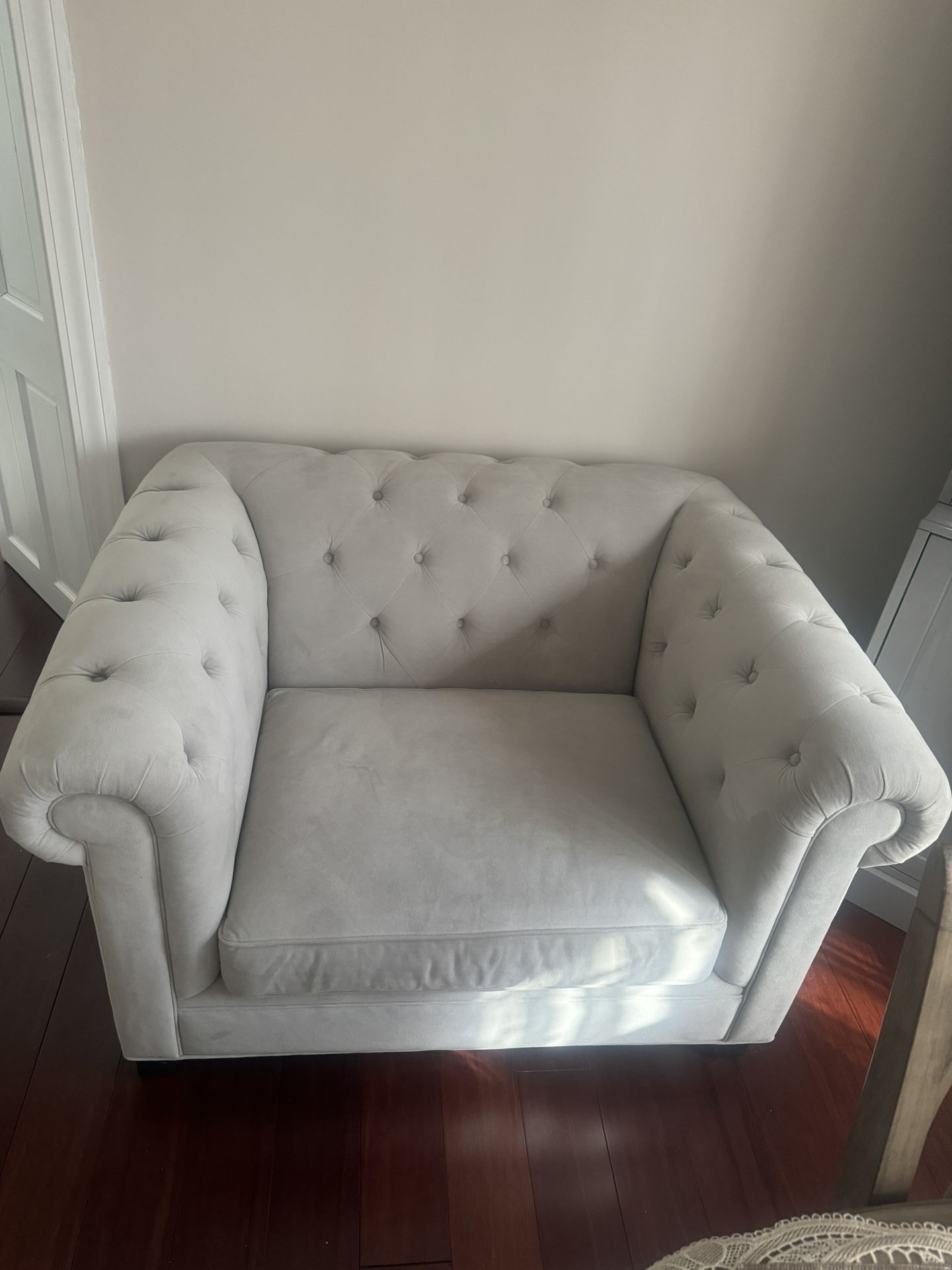 Single Sofa Chair For Living Room