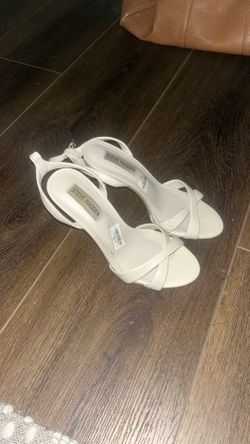 Steve Madden/ Used And Need Repair
