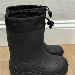 Kamik Snow Boots W/ Box!
