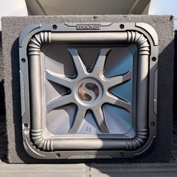 Kicker 12” L7 4 ohm 🔊 New Design with BLUE STITCHING 🔥   🔰PRICE IS FIRM $185🔰  -Retails for $379.99