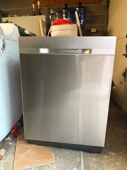 Samsung dishwasher. BROKEN WATER PUMP.  $50