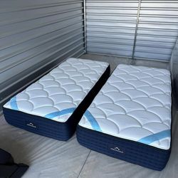 DreamCloud Premier Mattresses - Twin XL (2)