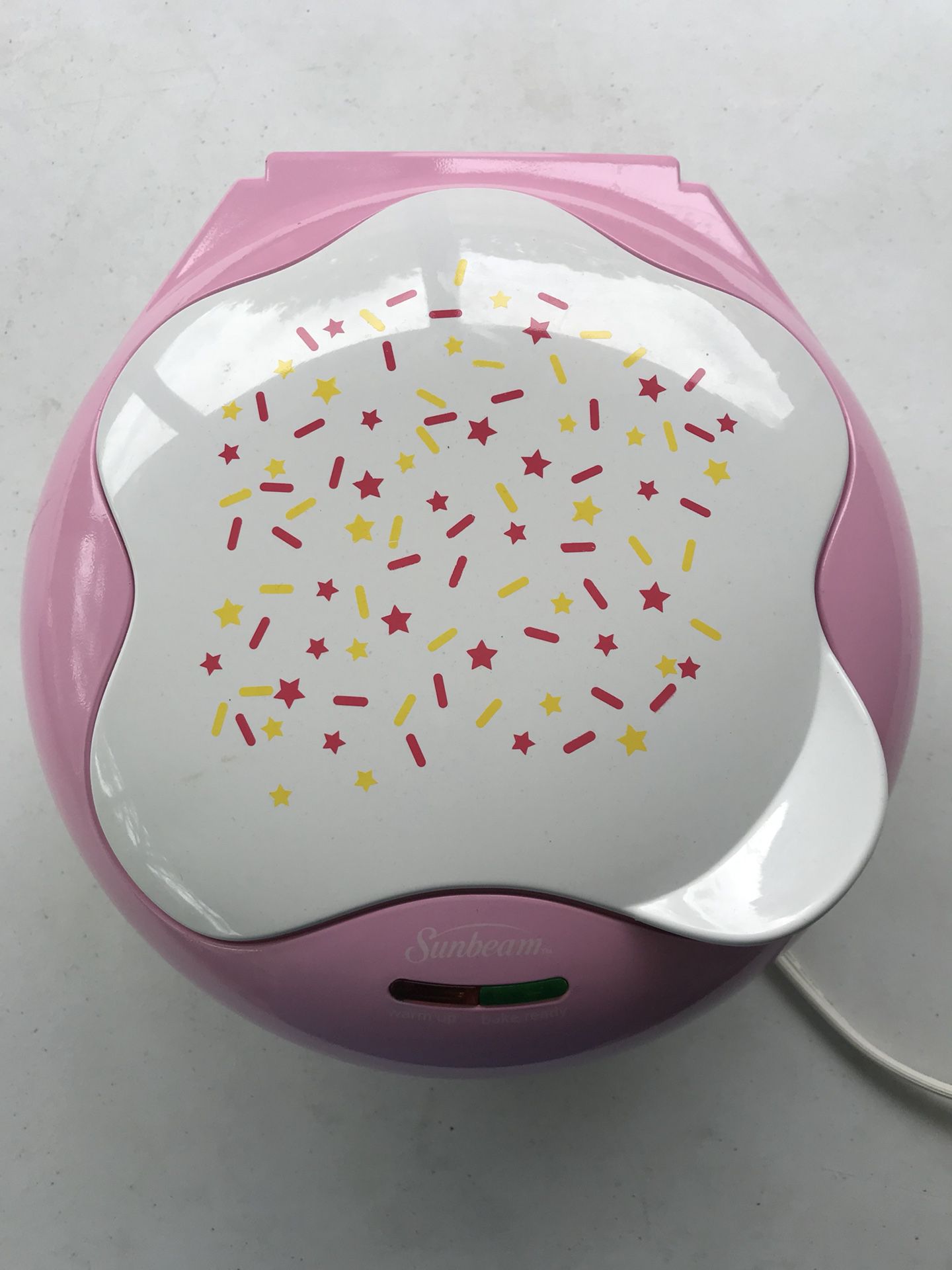 Hello Kitty Rice Cooker, Pancake and Cupcake Maker for Sale in Windermere,  FL - OfferUp