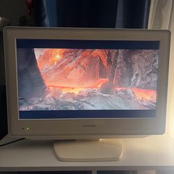 Toshiba LCD TV/DVD Combo Model #19LV611U-Tested/Works W/ Remote