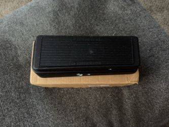 Dunlop Crybaby Wah pedal