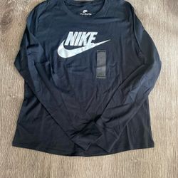 Ladies Nike Long Sleeve Tee 