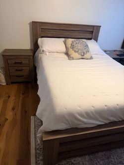 Queen size bed frame