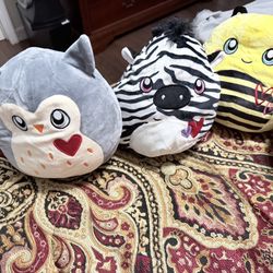 Squishmallow and Labubu