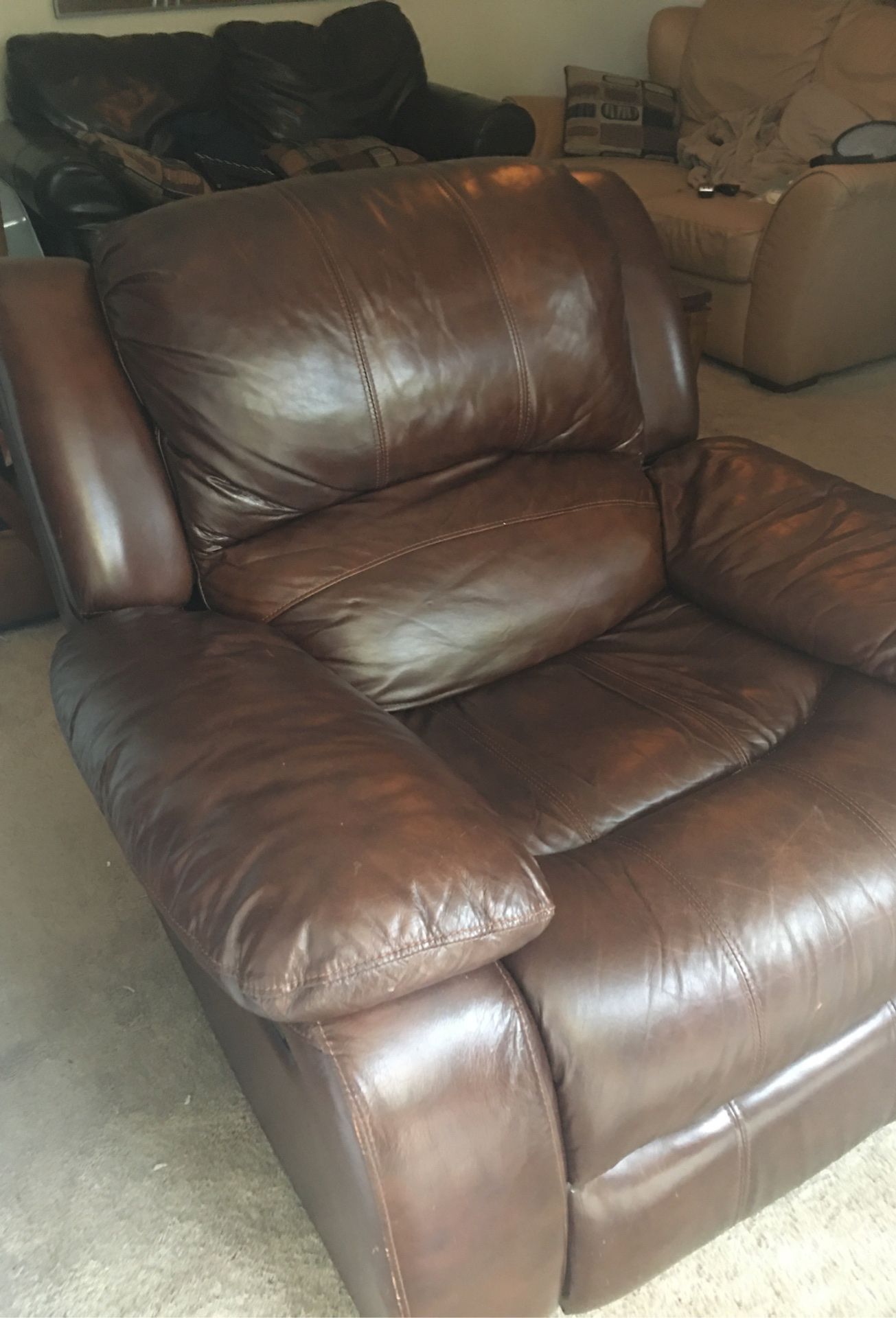 Real leather recliner great condition