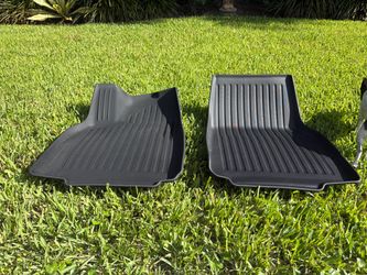 2026 Tesla Y Black Rubber All-Weather Car Floor Mats Set