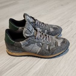 Valentino Garavani Sneakers FIRM PRICE