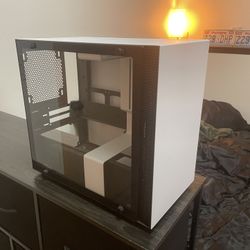 NZXT H200 Mini ITX PC Case