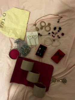 A combo of accessories