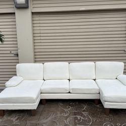 ✨ Like-New White Sectional Sofa – FREE Same-Day Delivery! ✨