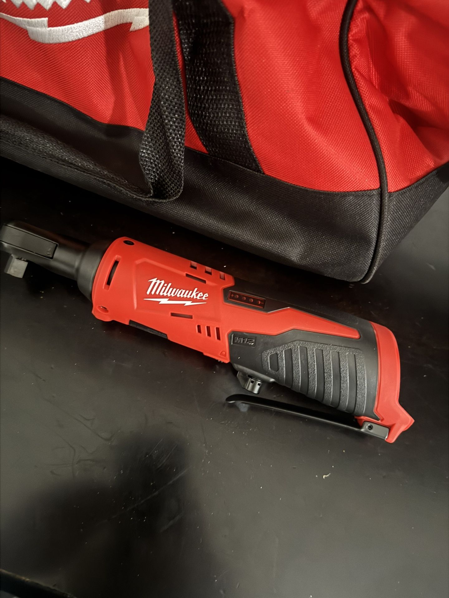 M12 Ratchet
