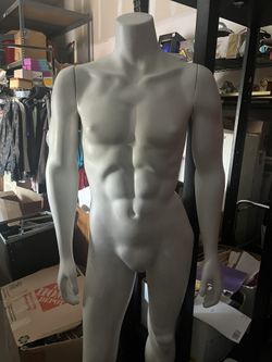 Retail Male Manikin With arms No Stanchion
