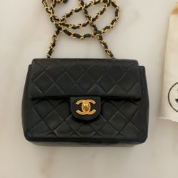 Vintage Chanel Bag Excellent Condition!