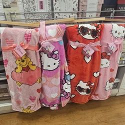 Hello Kitty Blanket