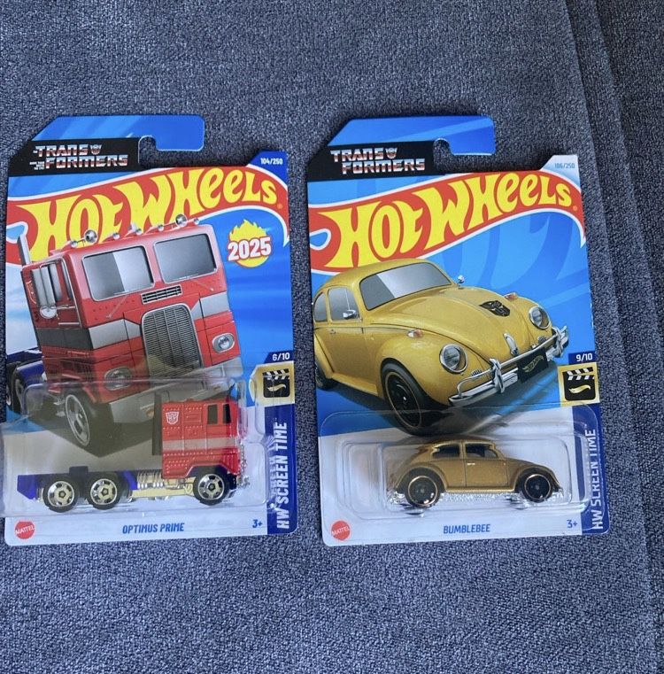 Hot wheels Transformers Optimus prime / Bumble bee Bug