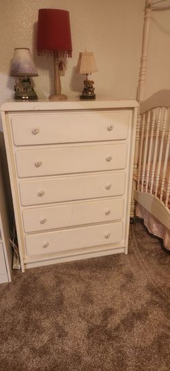 Whites 5 drawer dresser