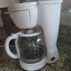 White Coffee Maker 12cup