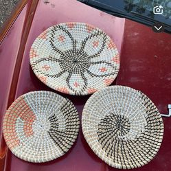 African Handwoven Seagrass Baskets Wall Decor