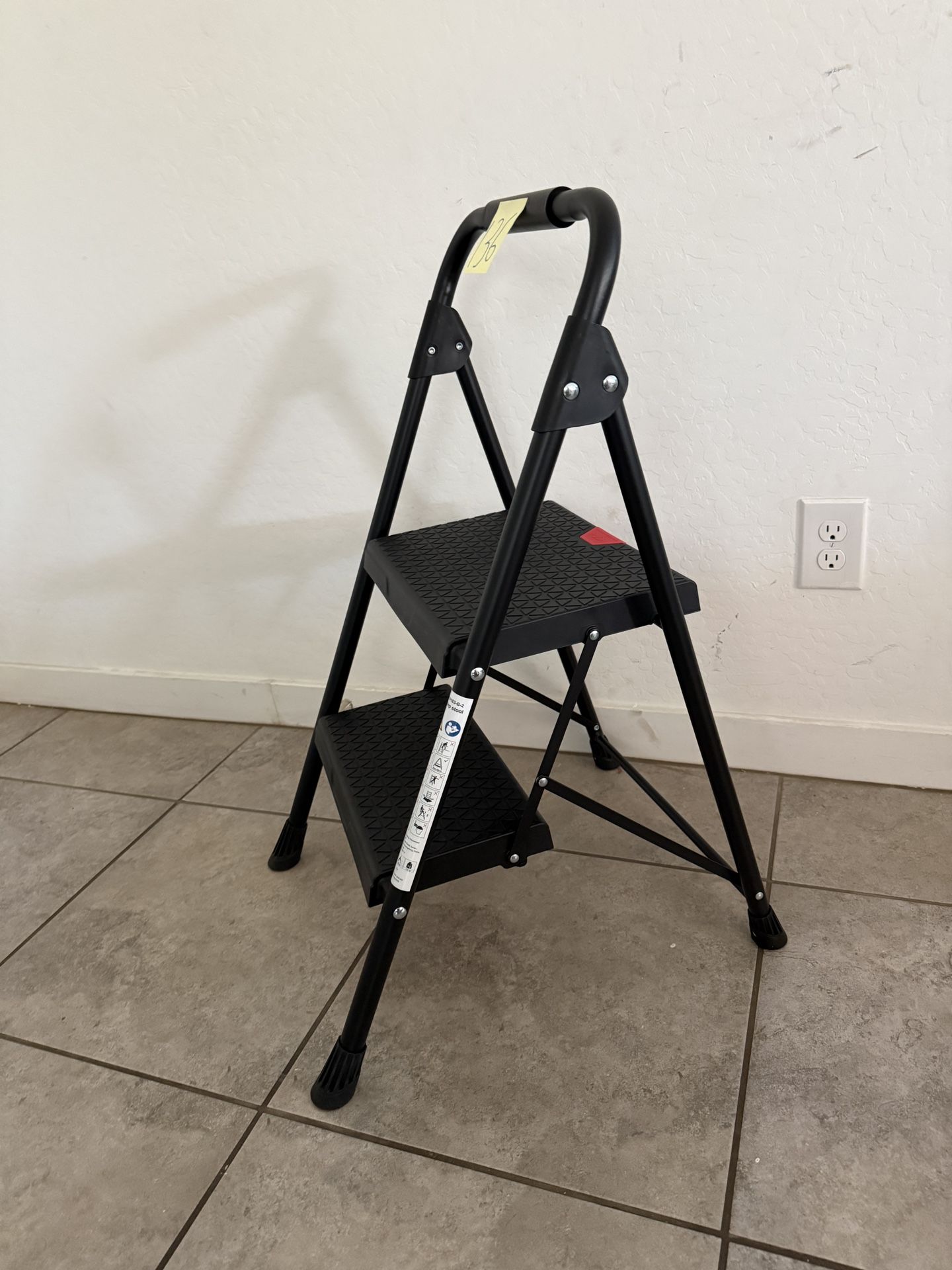 Heavy duty 2 step  ladder - L136