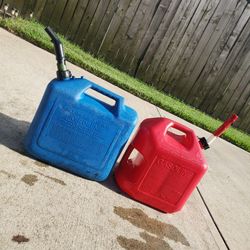 Gas Cans 