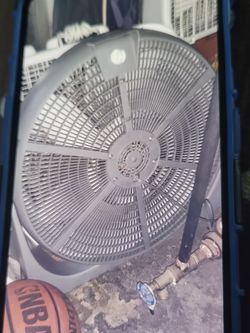 COMFORT ZONE BIG SIZE ROUND FLOOR FAN