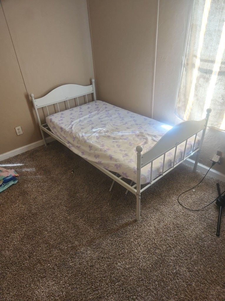 Twin Size Mattress Bed Frame Included