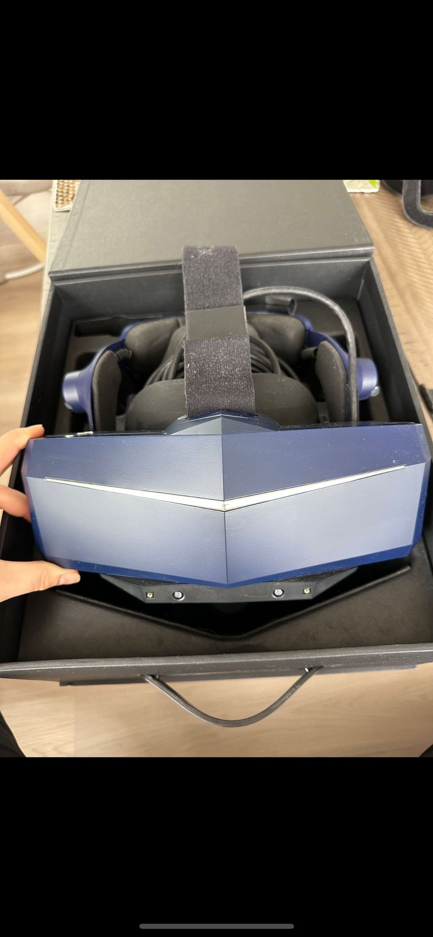 Pimax 8K X (2 Base Station and 2 Swords Included )bargaining is appropriate