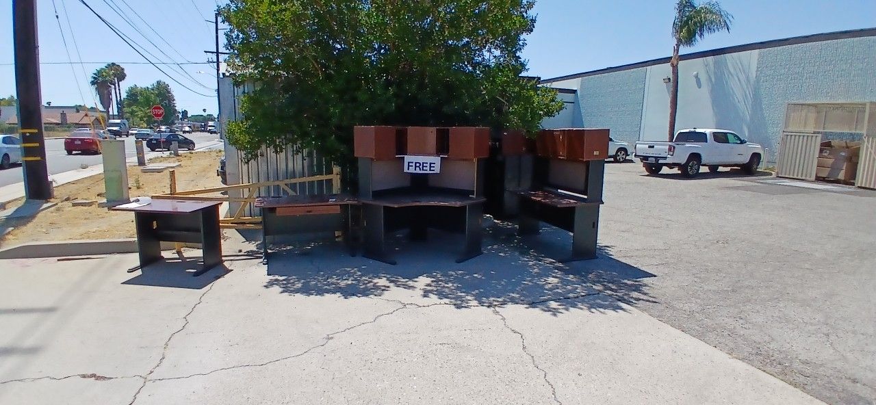 Desk And Table Office Furniture Free