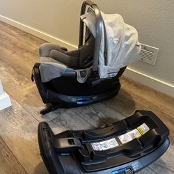 Nuna Pipa RX with 2 car seat bases