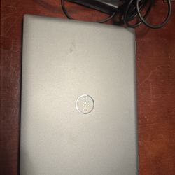 Like-New Dell Latitude 7440 – i7, 32GB RAM, FHD+ + Charger!