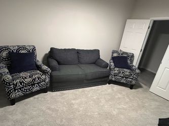 Couch set