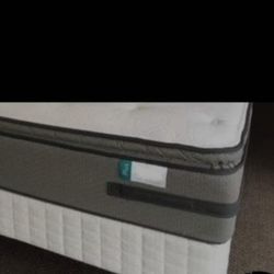 queen size new thick pillow top bed can deliver 