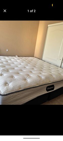 Beautyrest Daydream Medium Firm King  Mattress & 2 Box springs