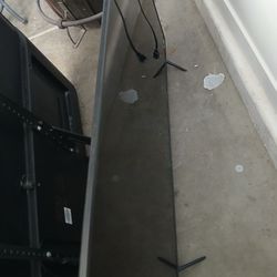 55in Onn Roku Smart T.v. (Broken Screen)