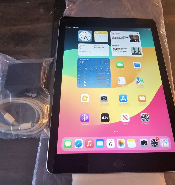 Apple iPad 6th Gen 9.7" WiFi -Space Gray
