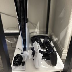 PS5 PRO Ultimate Bundle 1.89TB + Extra 1.81 =3.70 TB, MINT CONDITION– PS5 POPULAR HIT GAMES+MANY MORE, 2 Controllers, Wireless Headset, Dual Charger