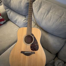 Yamaha acoustic Guitar