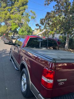 FORD  f1-50 LARIAT V8