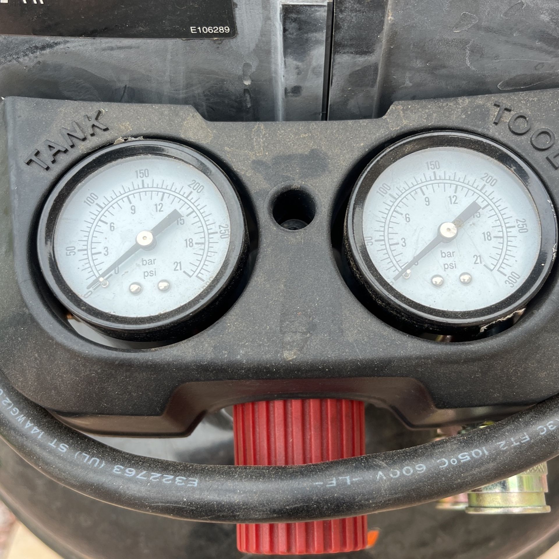 Husky 33 Gallon Air Compressor for Sale in Mesa, AZ OfferUp