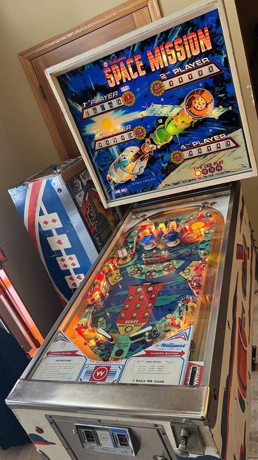 Williams Space Mission pinball