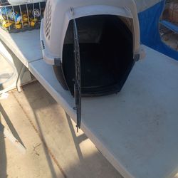 Pet carrier medium size