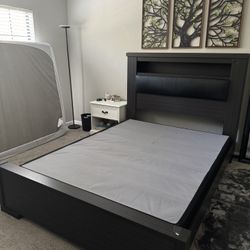 Modern Queen Bed Frame with Headboard Storage – Good Condition