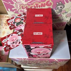 Pop Mart Skullpanda Pendant 