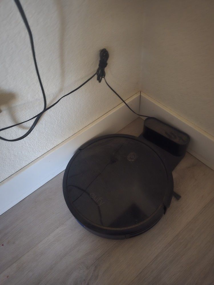 Eufy Robovac