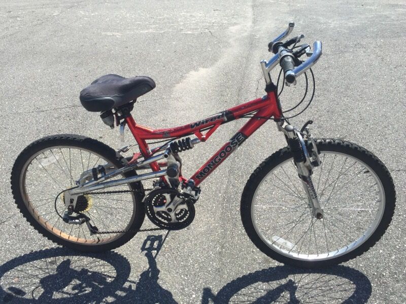 MONGOOSE WIRED 21 SPEED - ALL TERRAIN MOUNTAIN BIKE - GOOD CONDITION